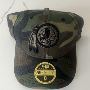 Large men’s Redskins hat.